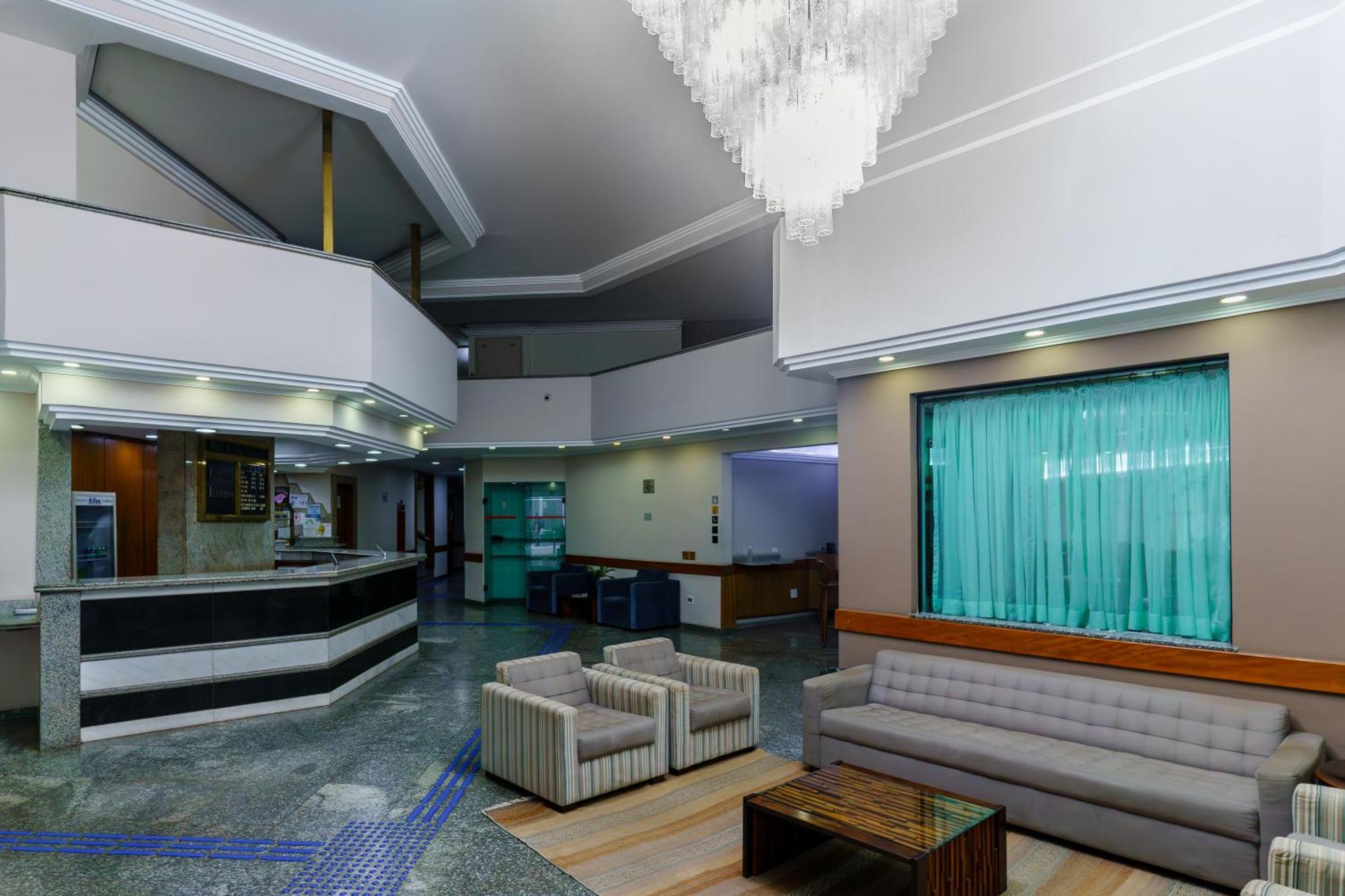 Hotel Augusta Boulevard — Foto’s 1